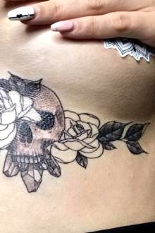 Fresh Ink ? Hi Guys? I’m New Here! Just Got My 15th Tattoo And I Will Admit The Ribs Hurted?? How Many Tattoos Do You Have? What One Was The Worst? ❤️?
