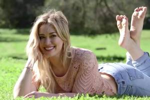 Hilary Duff – In The Pose